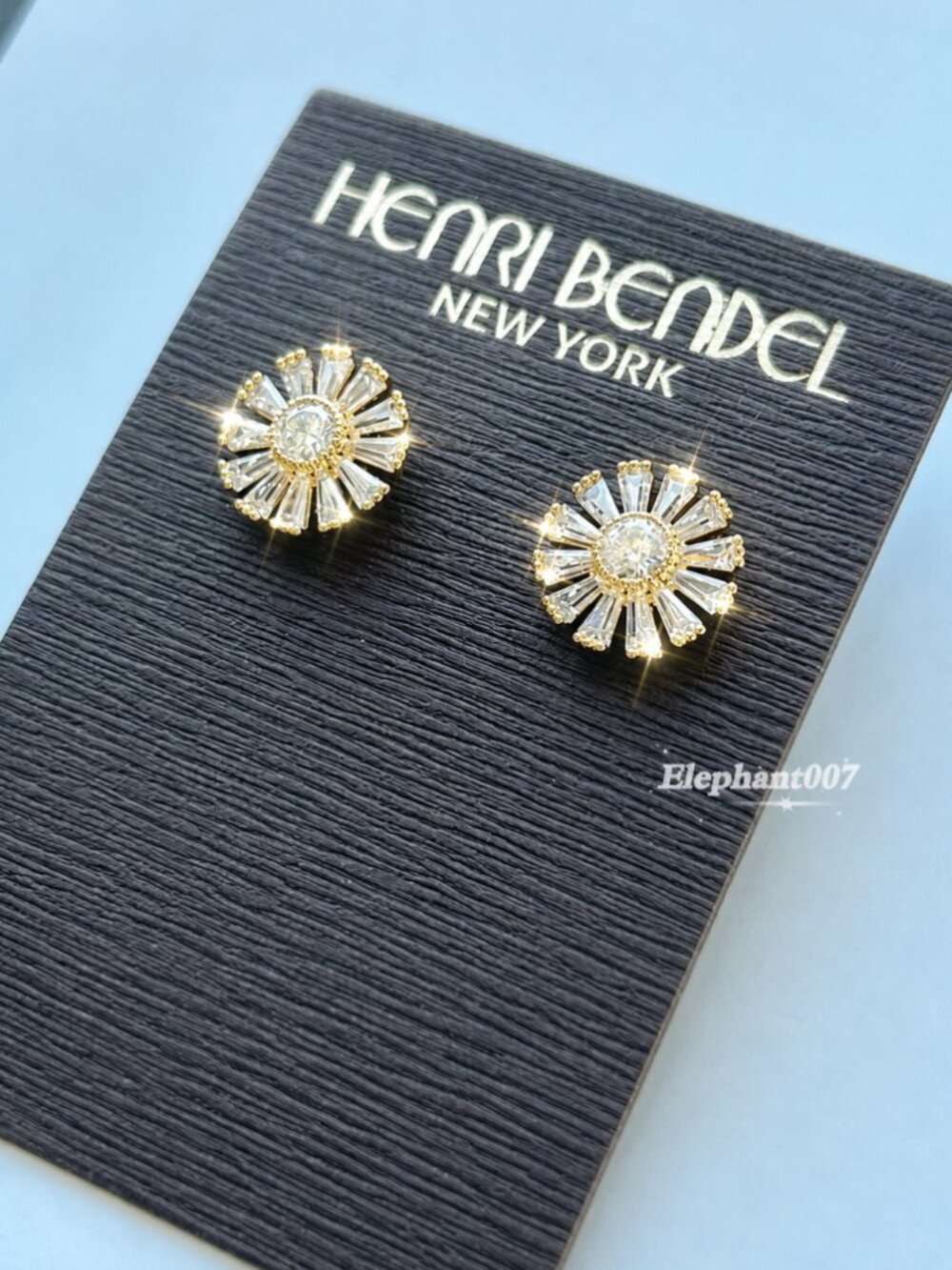 Henri Bendel New York Crystal Sunburst Stud Earrings Gold Tone Baguette